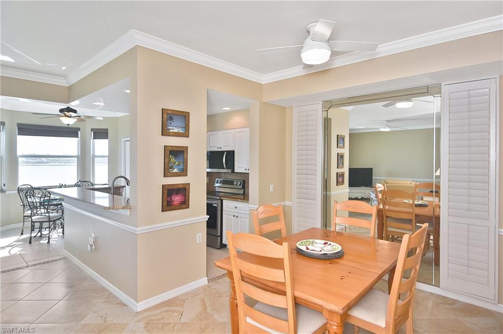 10361 Butterfly Palm Dr 723 Property Photo 10
