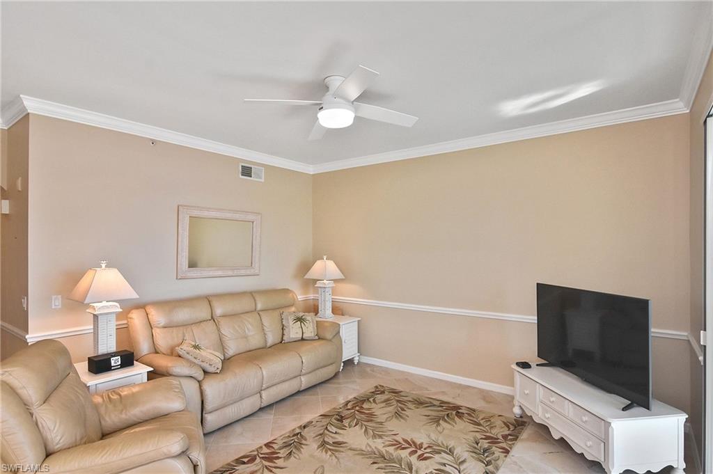 10361 Butterfly Palm Dr 723 Property Photo 24