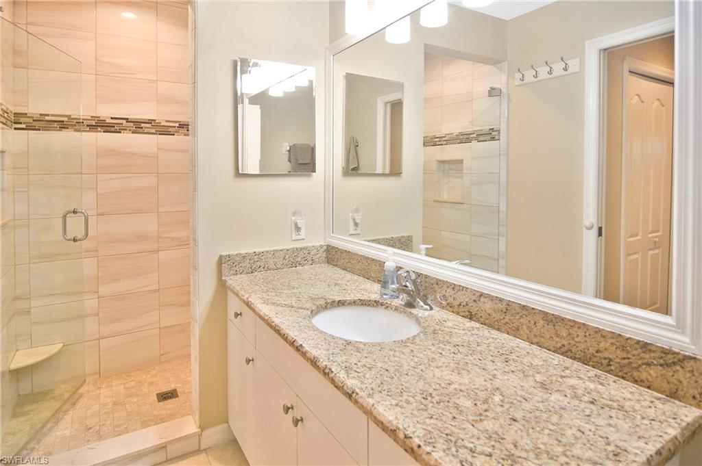 10361 Butterfly Palm Dr 723 Property Photo 29