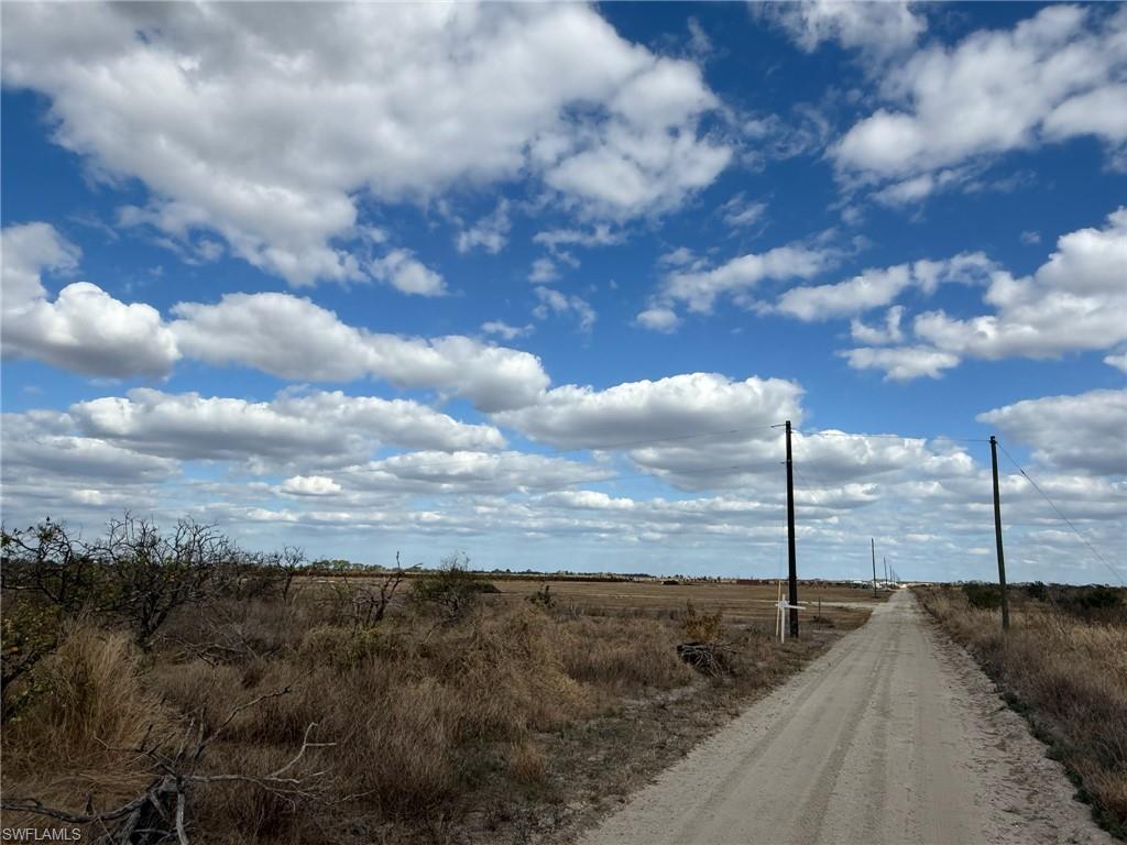 6380 + 6340 6th Rd Property Photo 8