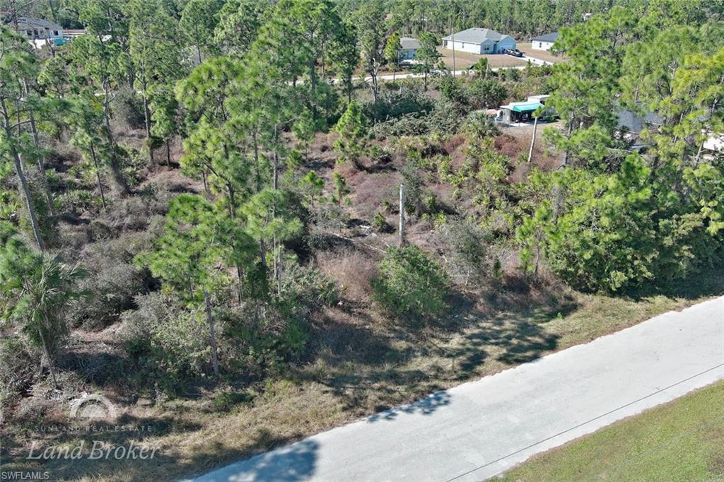 1053 Fayette Ave Property Photo 2