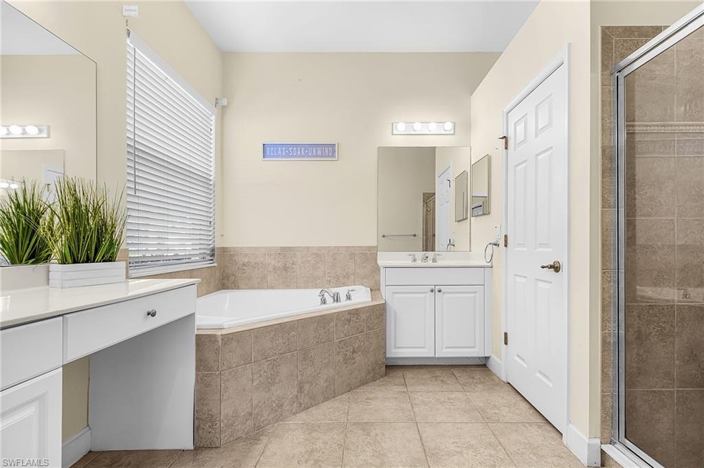 3811 Lakeview Isle Ct Property Photo 21