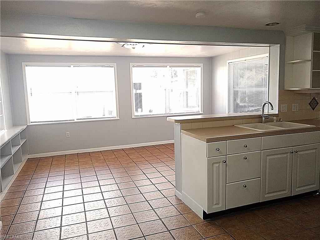 12362 3rd St Property Photo 9