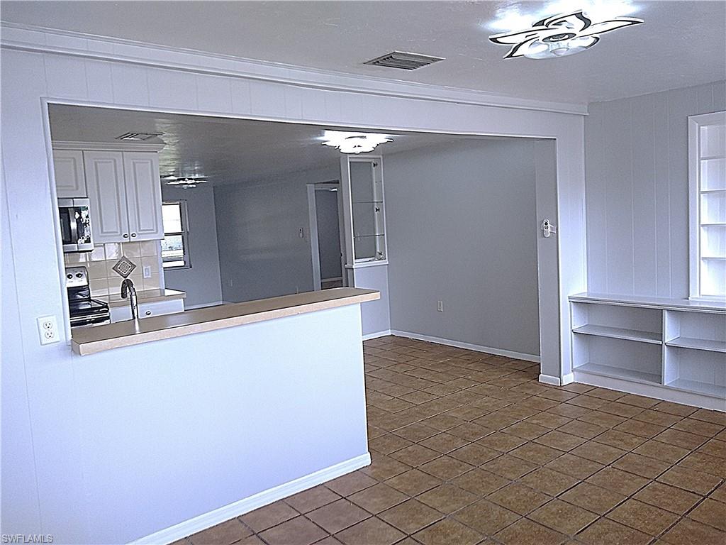 12362 3rd St Property Photo 10
