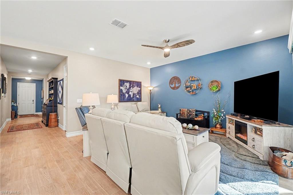 3816 Crosswater Dr Property Photo 12