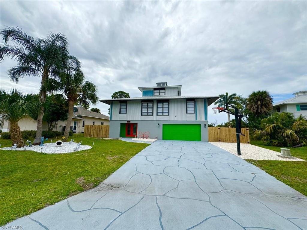 14271 Sandarac Dr Property Photo 1