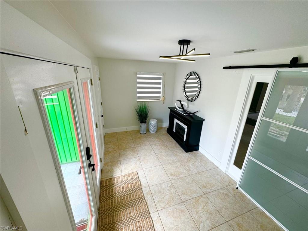 14271 Sandarac Dr Property Photo 3