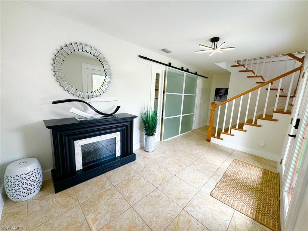 14271 Sandarac Dr Property Photo 5