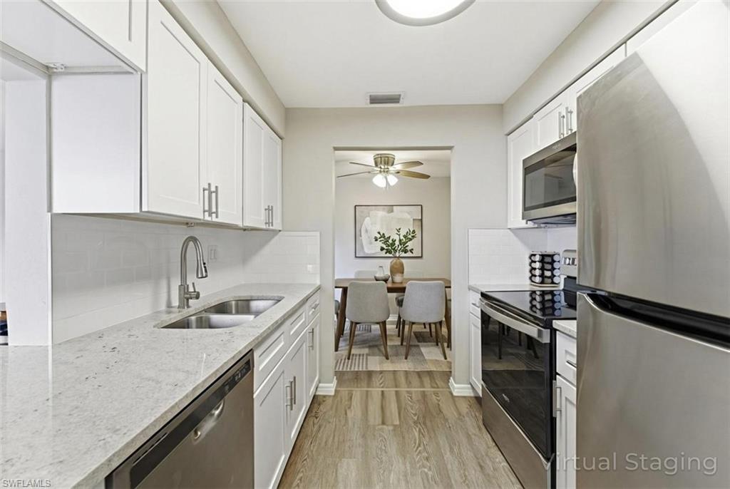22375 Edgewater Dr 205 Property Photo 3