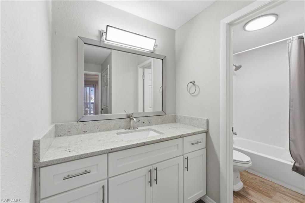 22375 Edgewater Dr 205 Property Photo 6