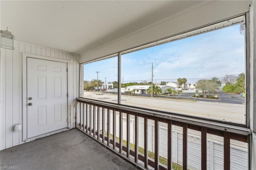 22375 Edgewater Dr 205 Property Photo 10