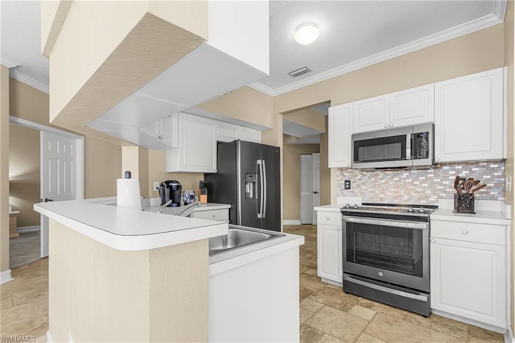 9060 Palmas Grandes Blvd 201 Property Photo 7