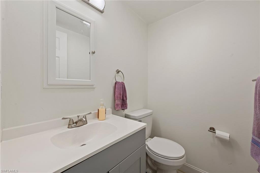 260 Delray Ave Property Photo 10