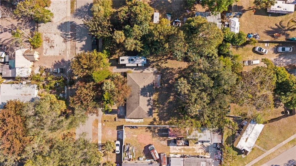 260 Delray Ave Property Photo 17