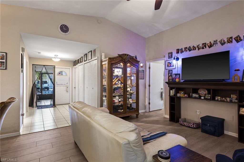 5521 Longleaf Dr Property Photo 6