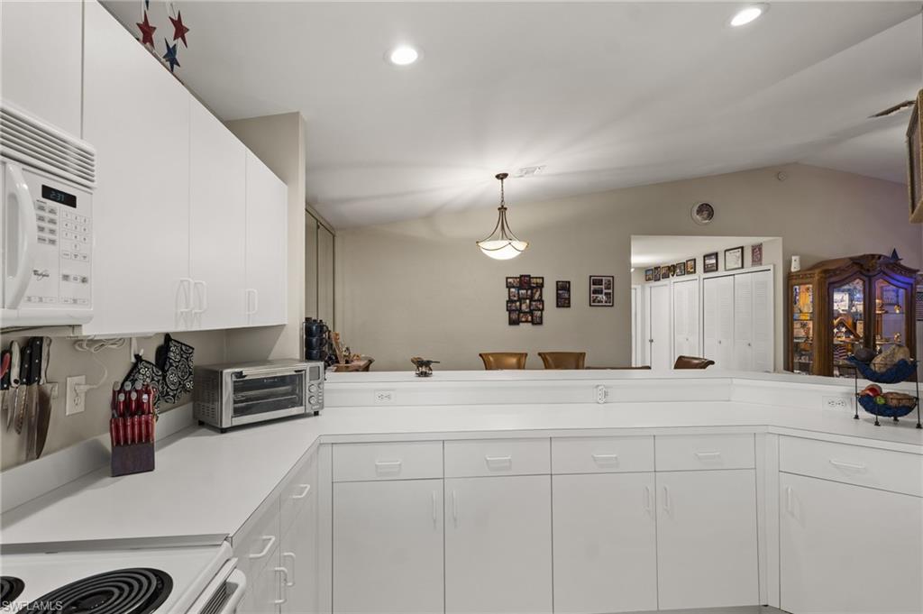 5521 Longleaf Dr Property Photo 10