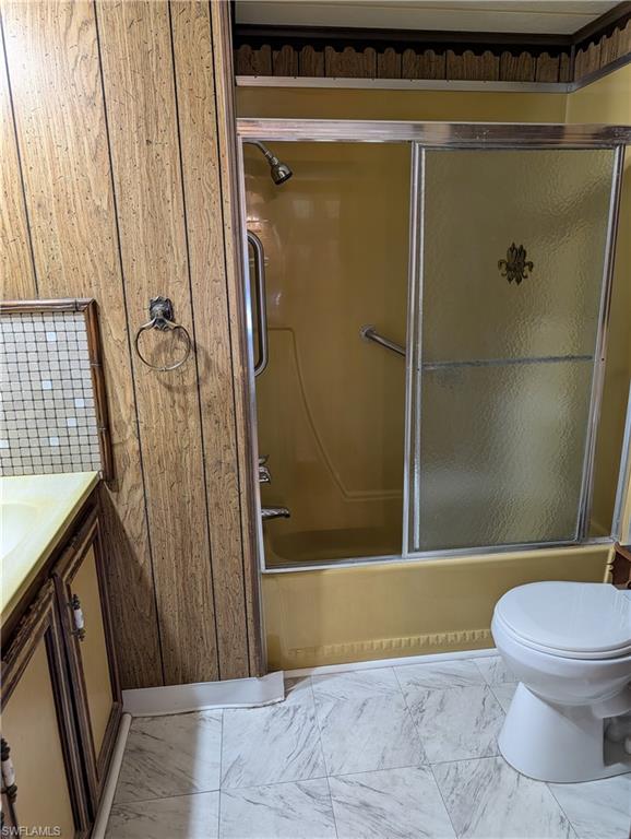 807 Holly Berry Ct Property Photo 18