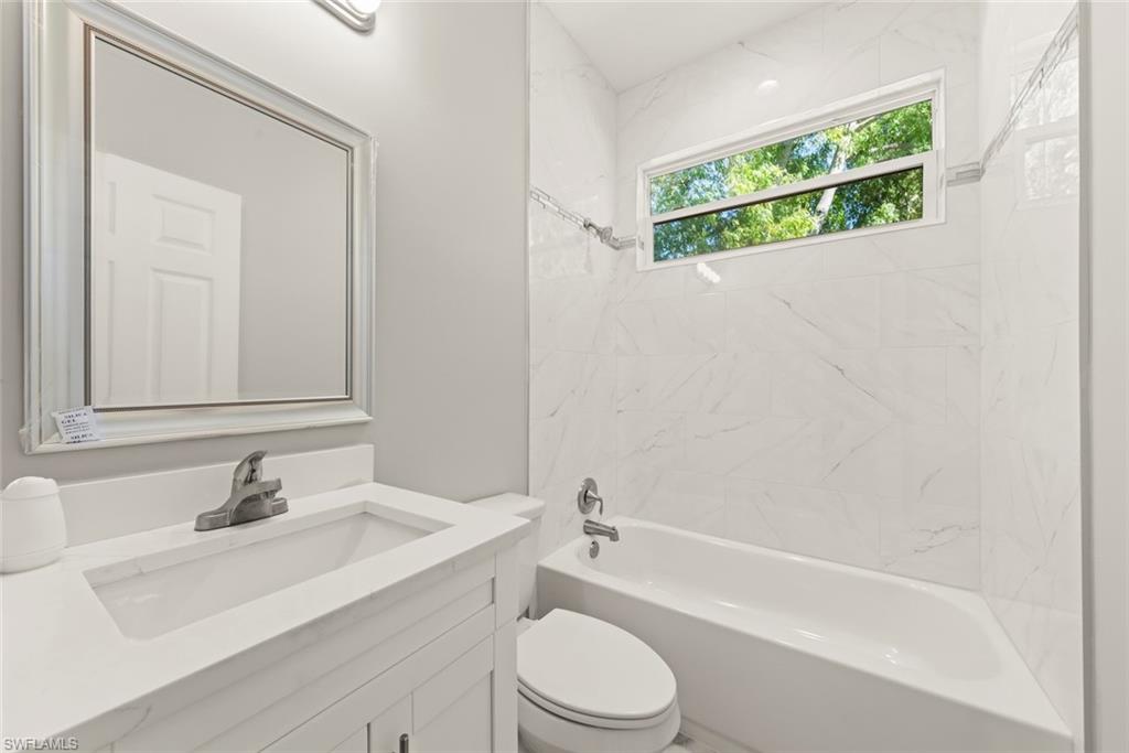 897 Iris Dr Property Photo 10