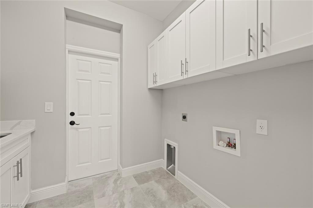 897 Iris Dr Property Photo 23