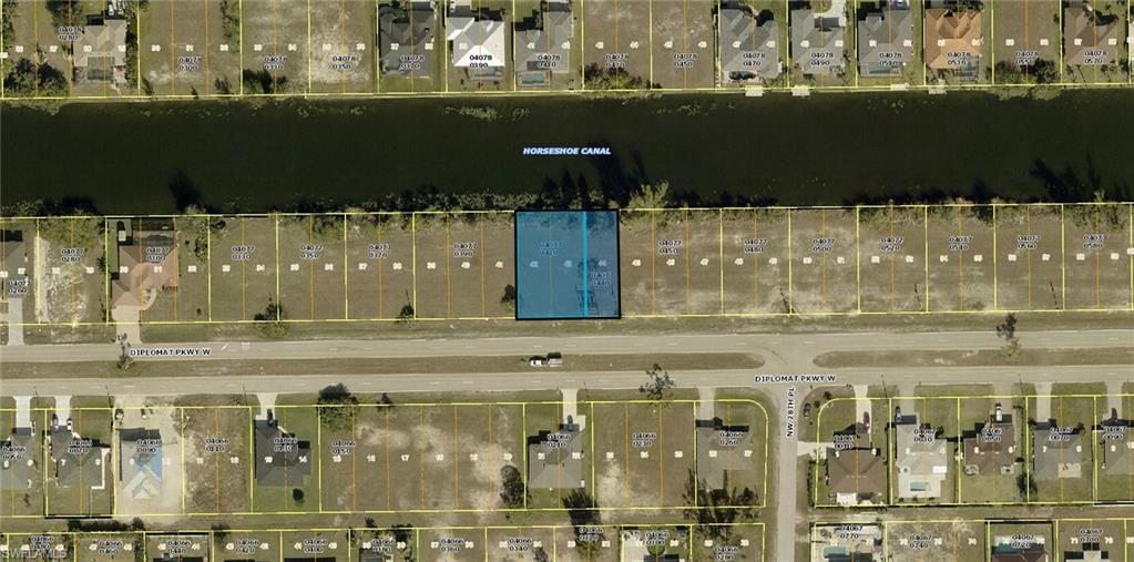 2841 & 2839 Diplomat PKWY W Property Photo 1