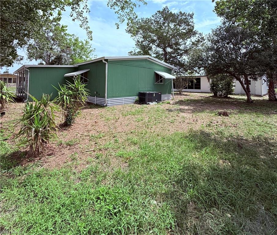 9330 Salisbury Dr Property Photo 16