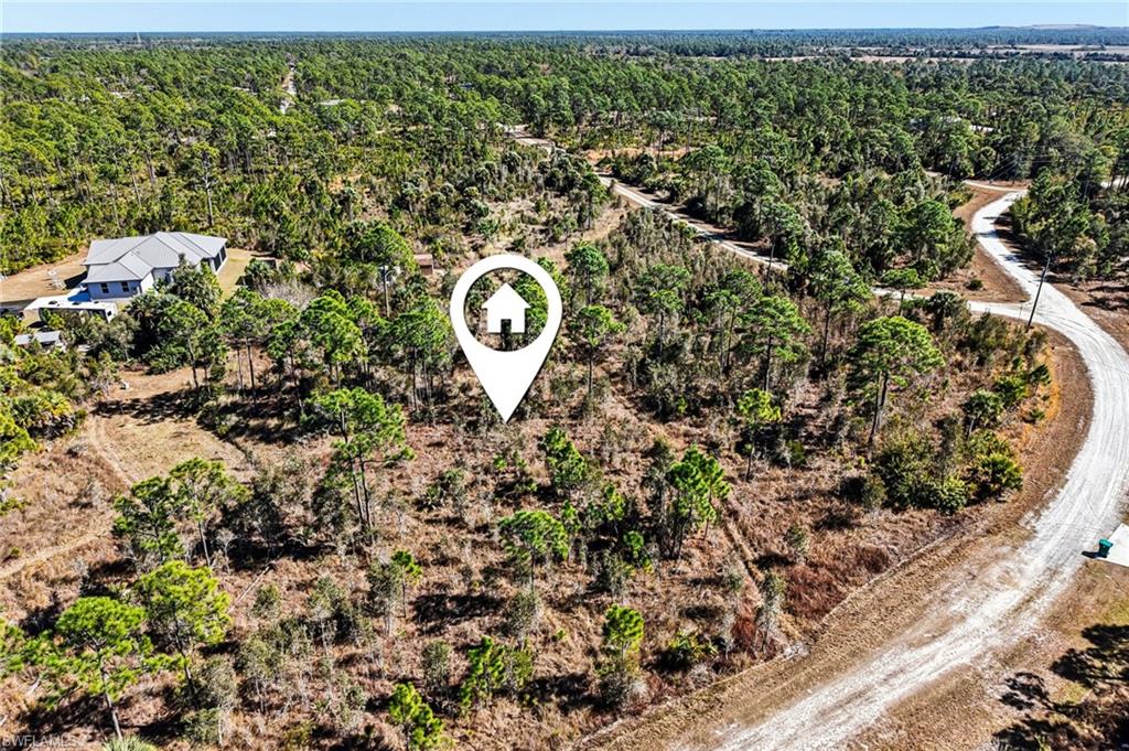 13592 Carousel Dr Property Photo 3