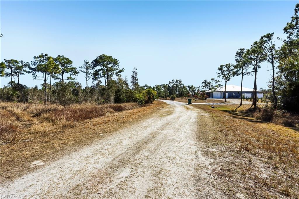 13592 Carousel Dr Property Photo 4