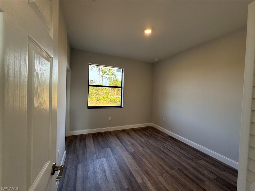 133 Nacelle Ave S Property Photo 13