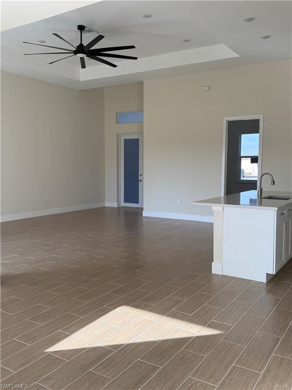 665 N Olivo St Property Photo 5