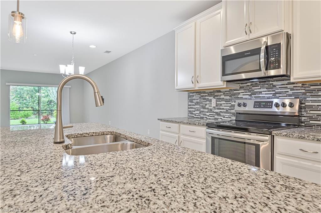 4390 Dutchess Park Rd Property Photo 6