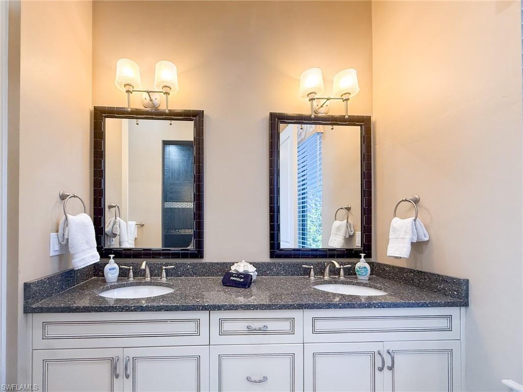 660 Gulf Ln Property Photo 31