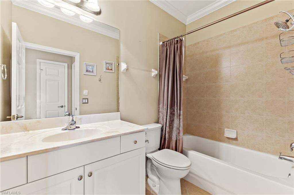 10614 Camarelle Cir N Property Photo 12