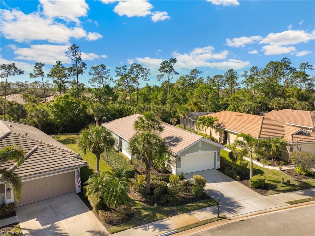 10614 Camarelle Cir N Property Photo 17