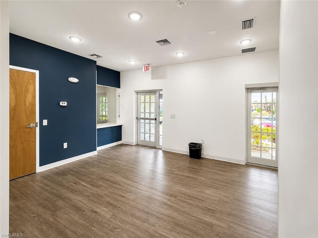 1224 Del Prado Blvd S C Property Photo 3