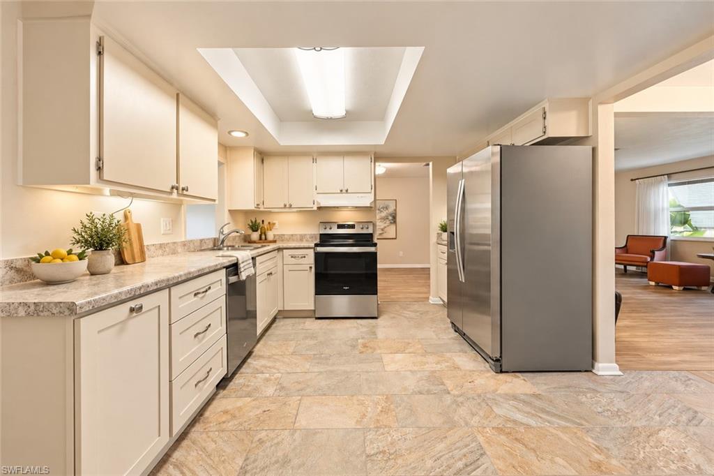 15637 Omai Ct Property Photo 11