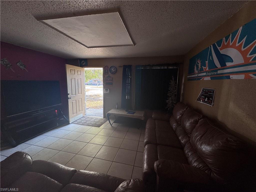 1031 Louisiana Ave Property Photo 2