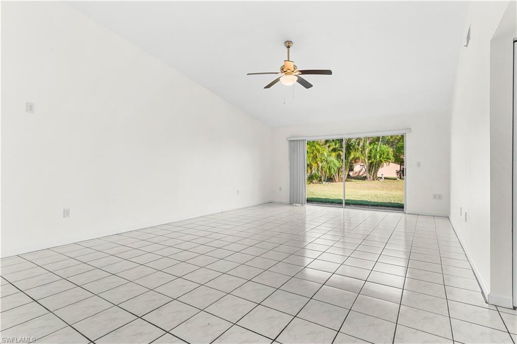 6479 Royal Woods Dr Property Photo 8