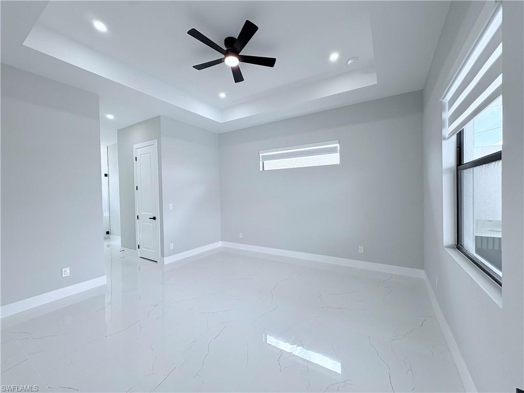 213 Kismet Pkwy E Property Photo 12