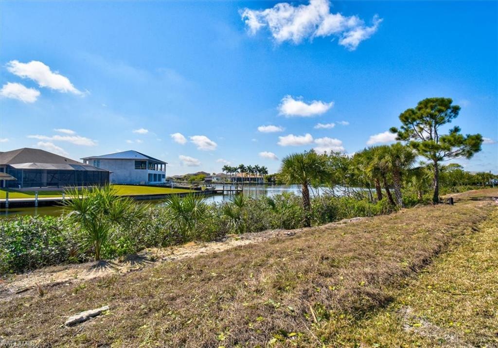 7796 Lakes Edge Ln Property Photo 27