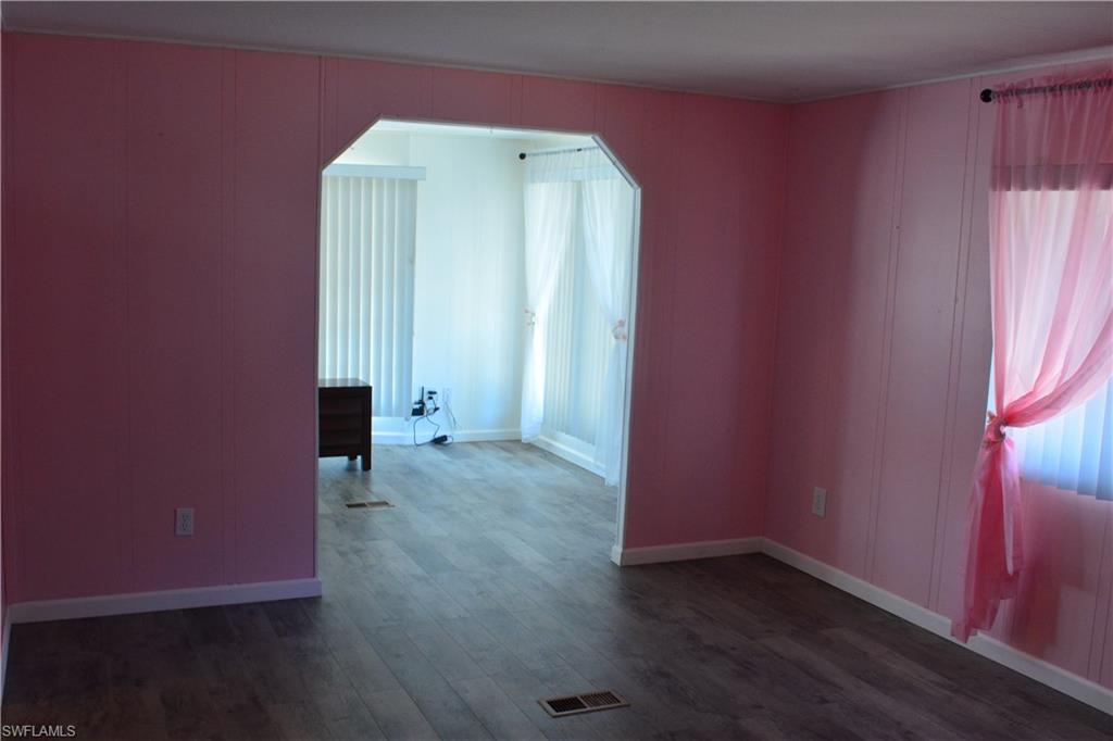 3343 Rainbow Ln Property Photo 7