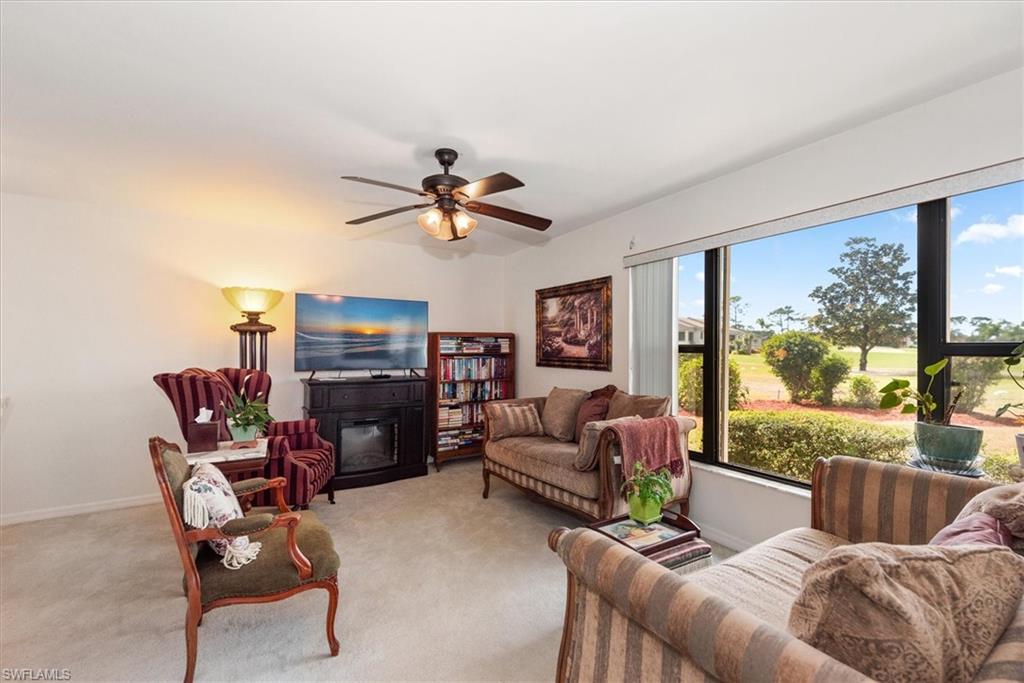 5825 Trailwinds Dr 414 Property Photo 5