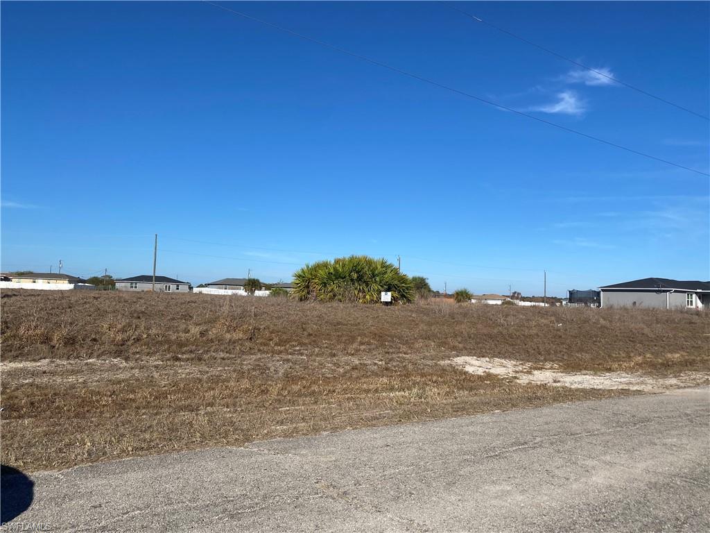 7034 Lotus Cir Property Photo 2
