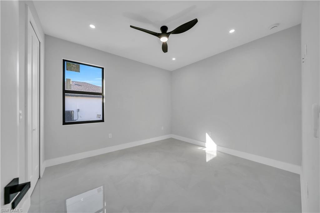 1120 Nw 20th Pl Property Photo 17