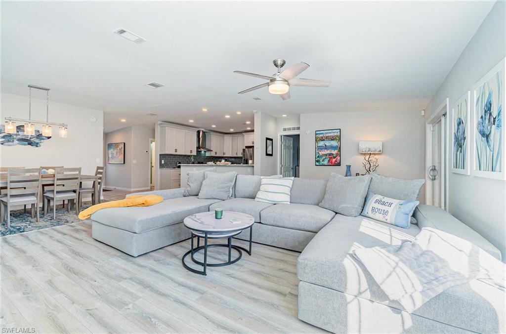 17561 Canal Cove Ct Property Photo 11