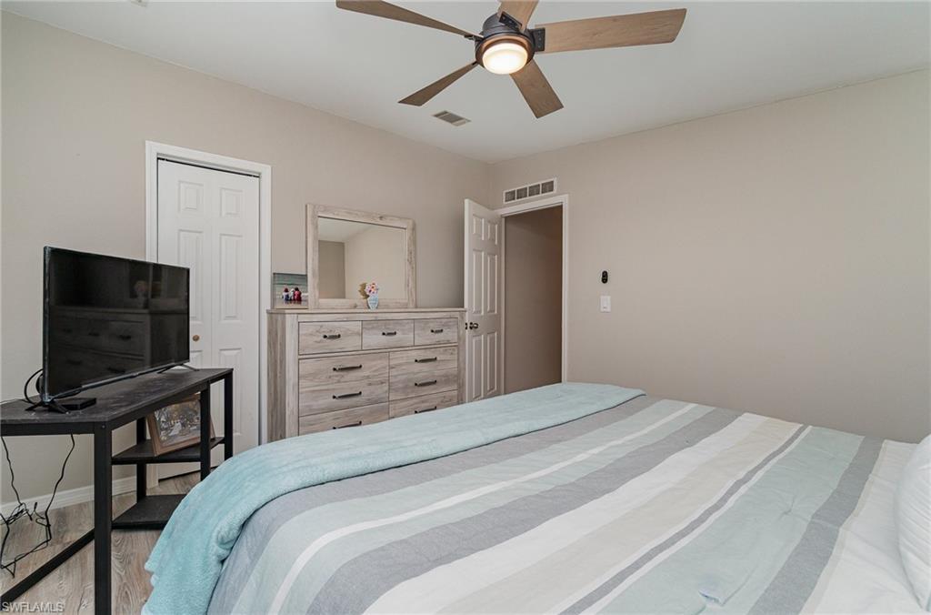 17561 Canal Cove Ct Property Photo 21