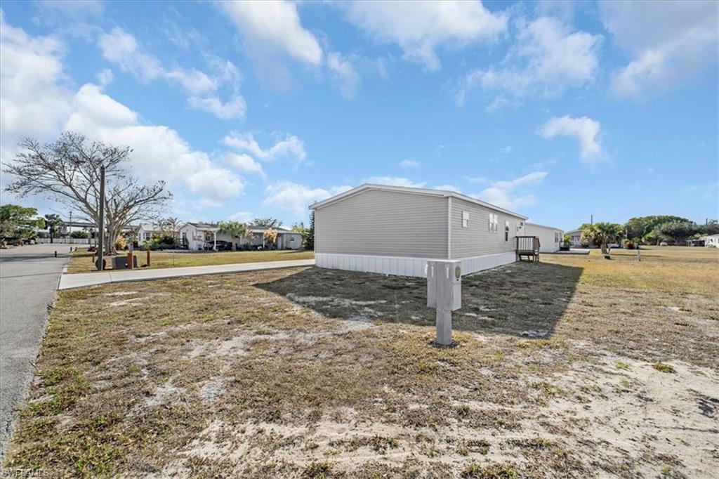 864 Yacht Club Way Nw Property Photo 3