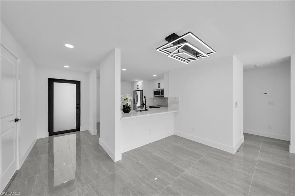 3407 65th St W Property Photo 13