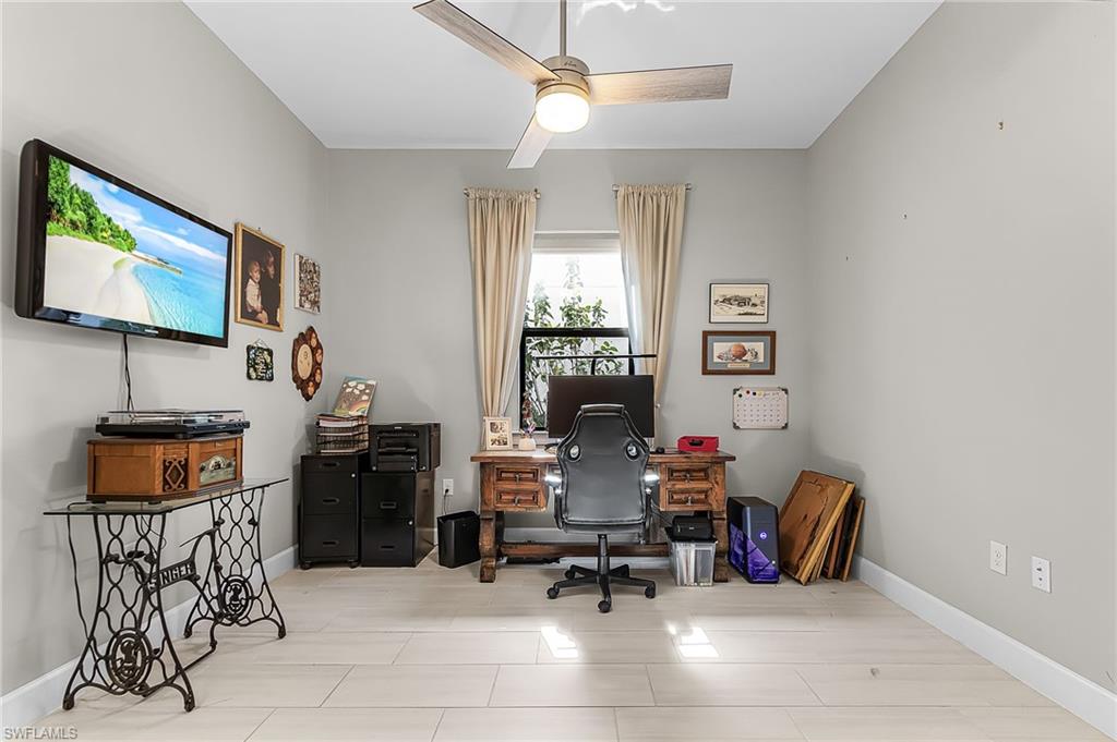 17526 Elkgrove Ln Property Photo 16