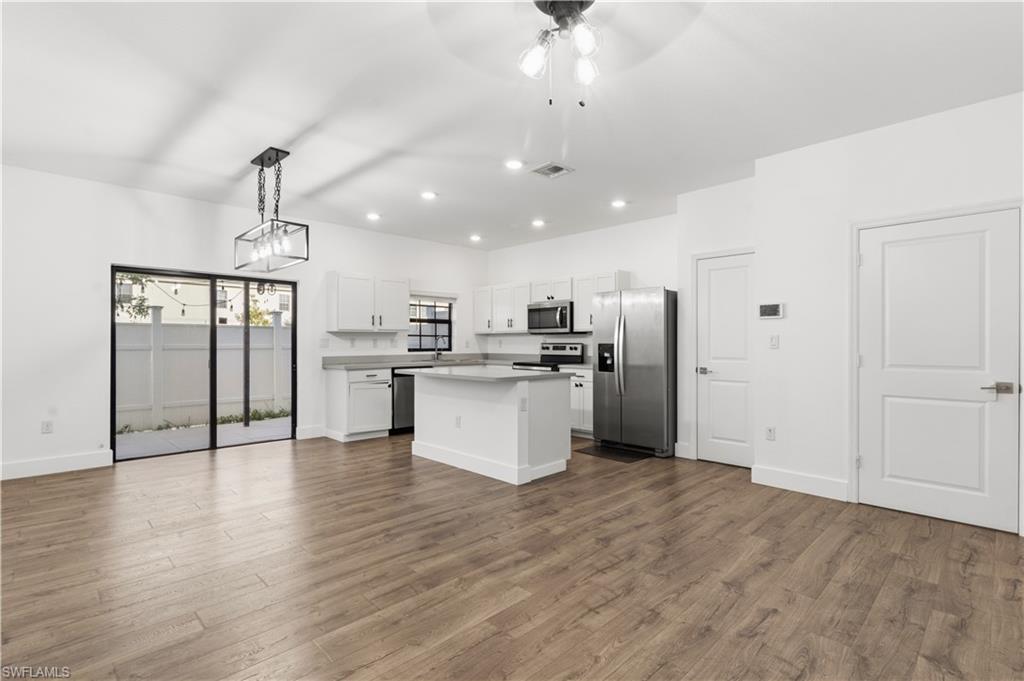 1131 Sw 7th Ave Property Photo 1