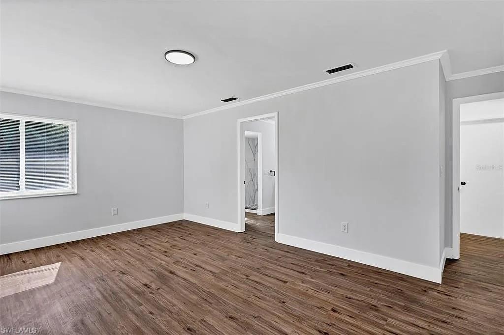 4289 Yucatan Cir Property Photo 8